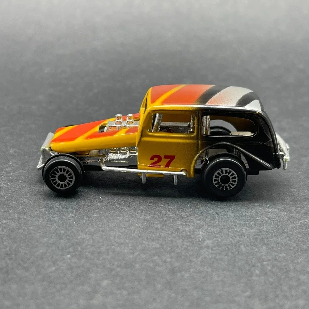 Zee 1935 '35 Chevy Modified Dirt Track Race Car Graphics Multi-Color 1/64‎ Loose